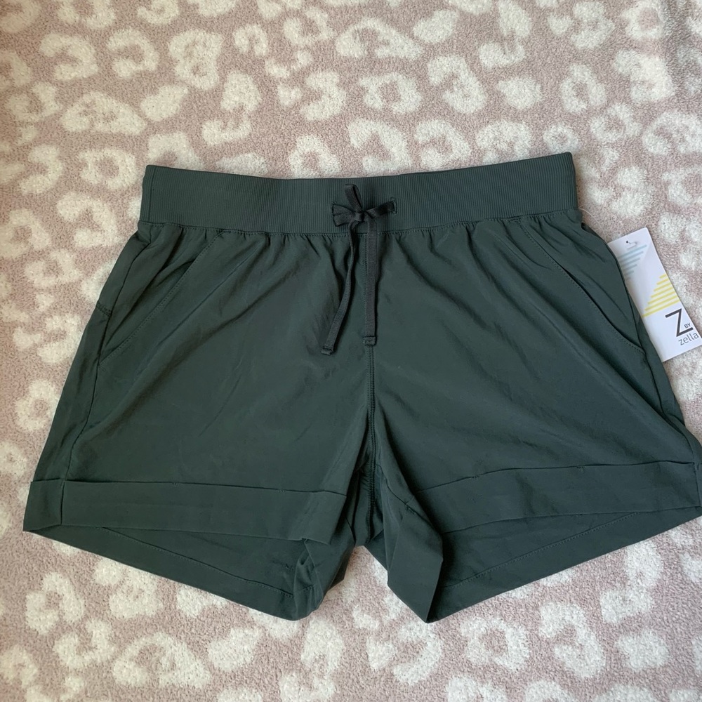 Z by Zella green shorts